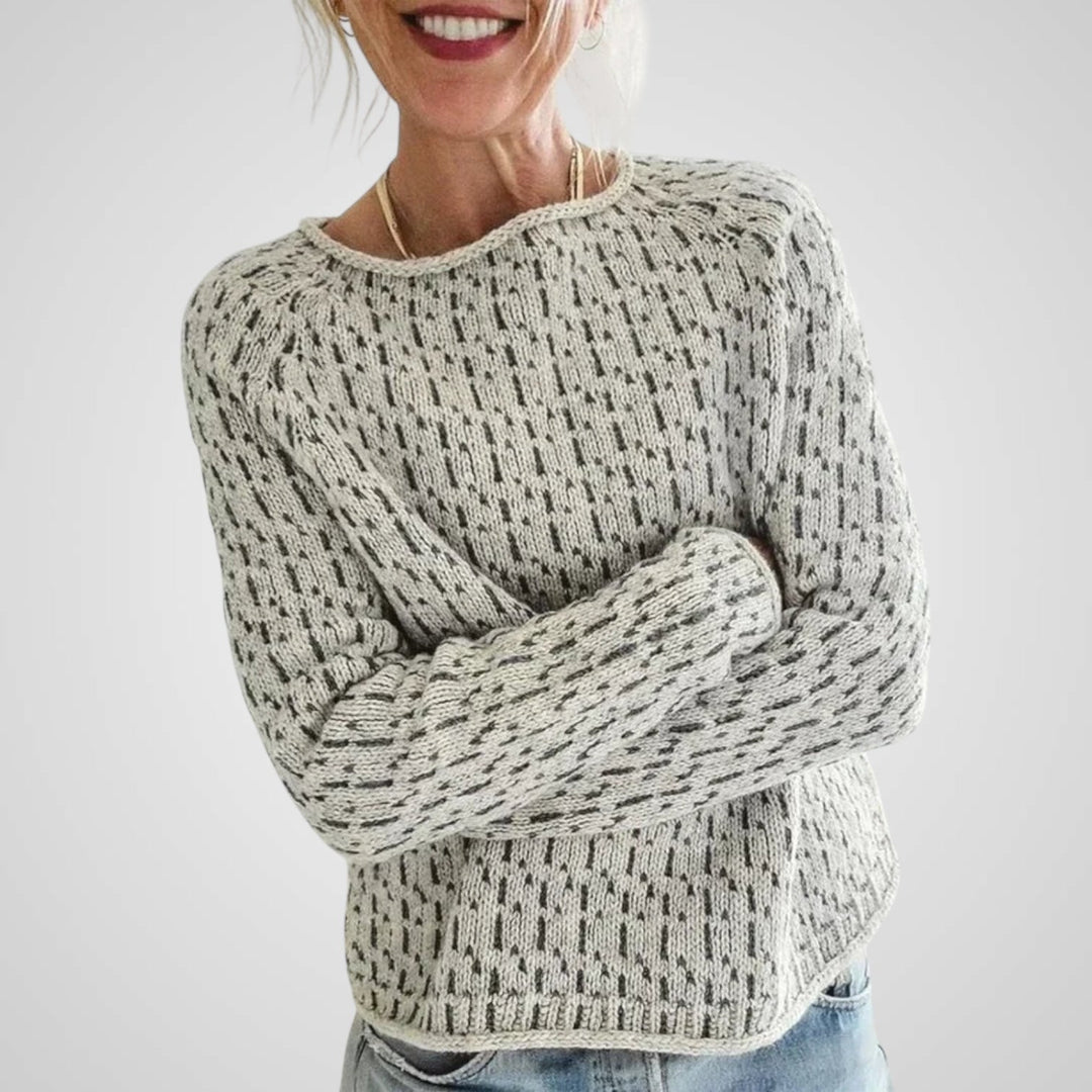 Fami | Women's Elegant Round Neck Sweater