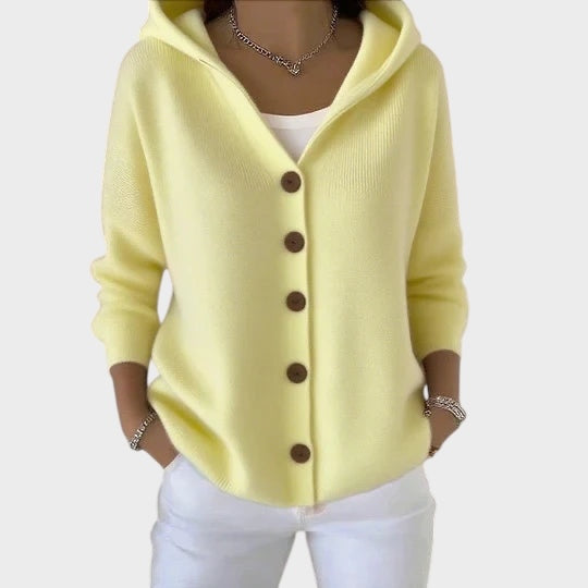 Amelia - Warm knitted cardigan